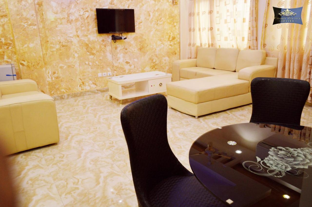 Glory Palace Hotel Cotonou Eksteriør billede