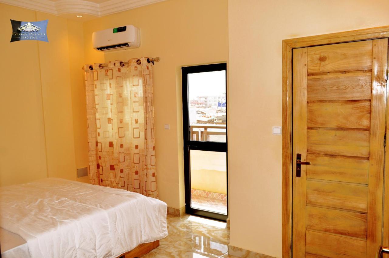 Glory Palace Hotel Cotonou Eksteriør billede